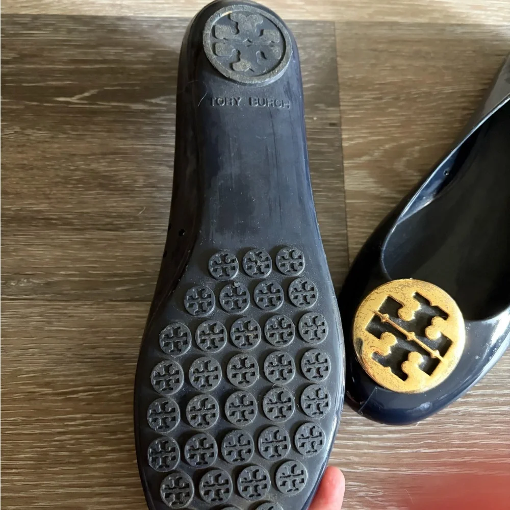 Tory Burch Navy Jelly Flats size 8